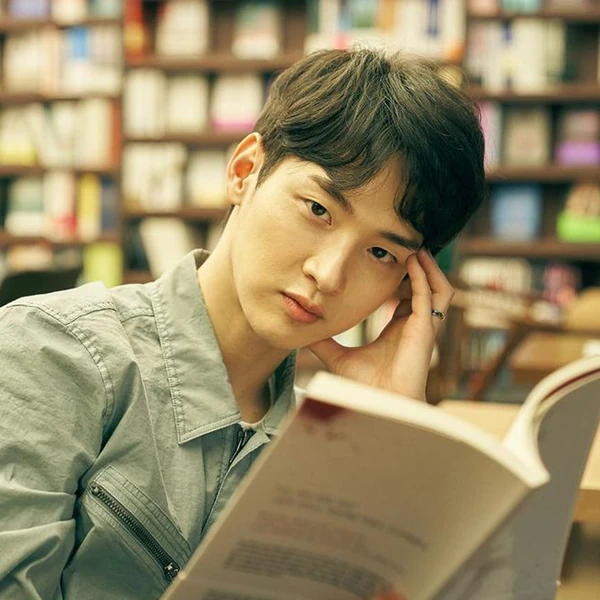 The most loved look of Jang Dongyoon today