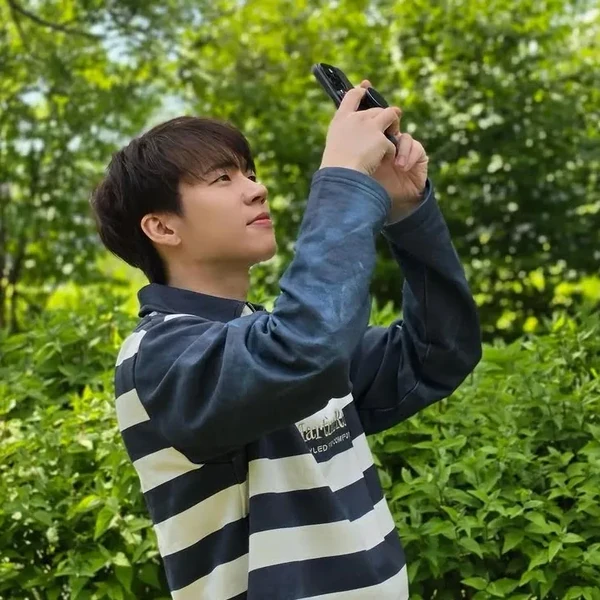 The most loved look of Nam Woohyun today