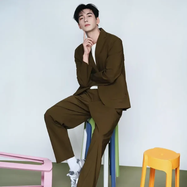 Popular photo full of fans’ love for Chen Xingxu