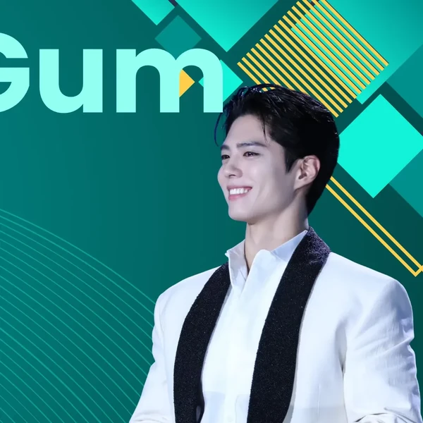 The most loved look of Park Bogum today