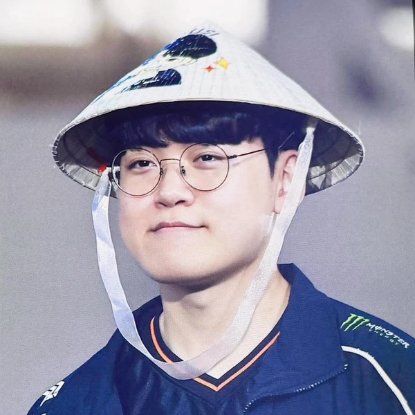 Popular profile image of Gumayusi selected by vote