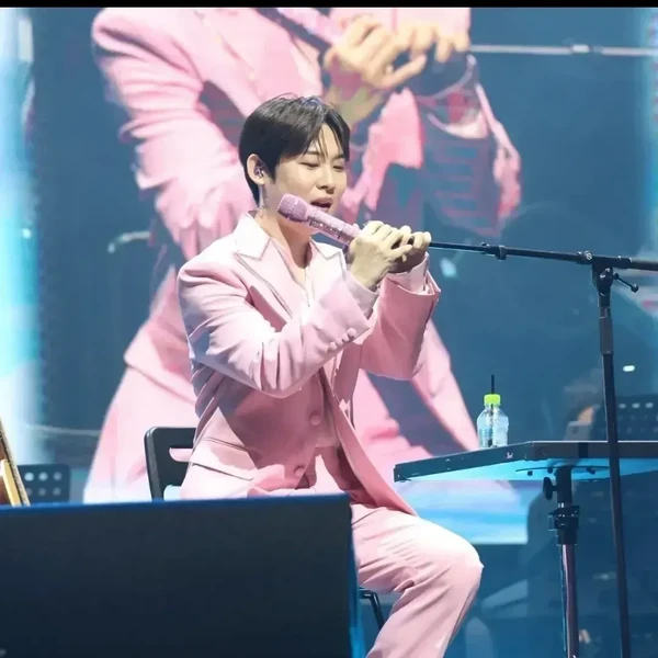 Top moment of Jinuk chosen by fans