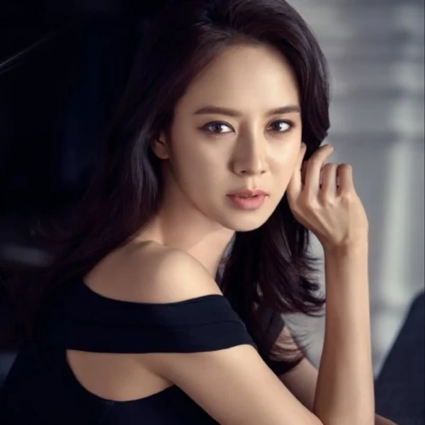 Foto populer Song Jihyo yang penuh cinta dari penggemar