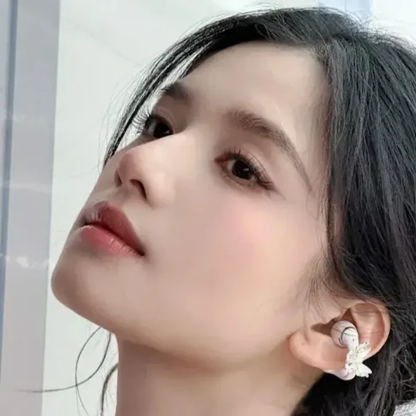 The most loved look of Jingyi Zhang today