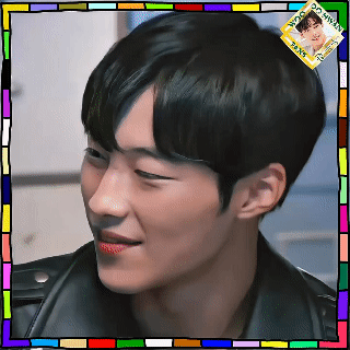 Popular photo full of fans’ love for Woo Dohwan