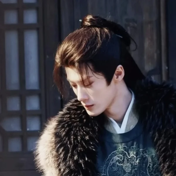 Popular photo full of fans’ love for Tan Jianci