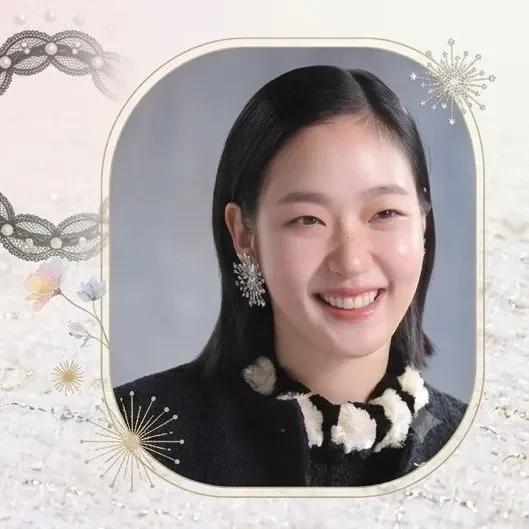 Popular photo full of fans’ love for Kim Goeun