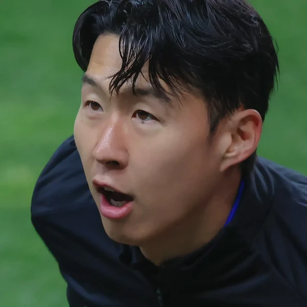 Today’s standout profile photo of Son Heungmin on Choeaedol Celeb