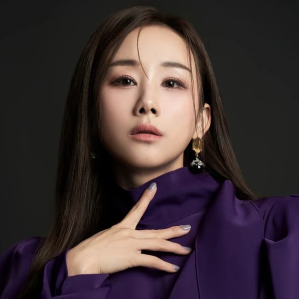 The most loved look of Jung Hyerin today