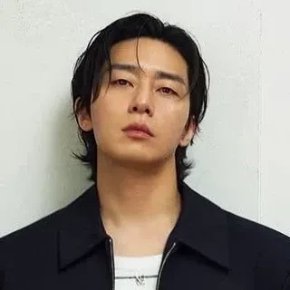 Popular photo full of fans’ love for Park Seojoon