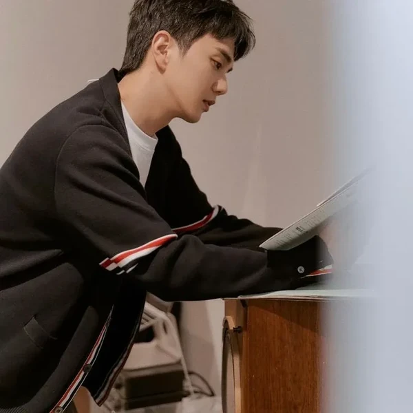 Top moment of Yoo Seungho selected by the fandom