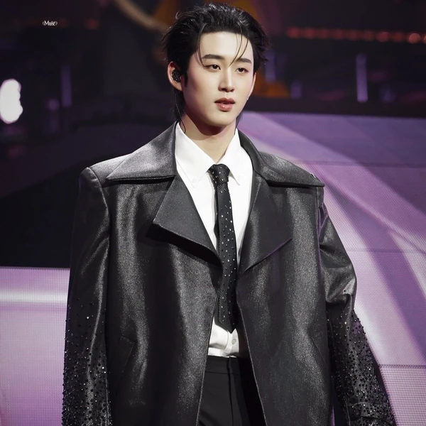 The most loved look of Est Supha Sangaworawong today