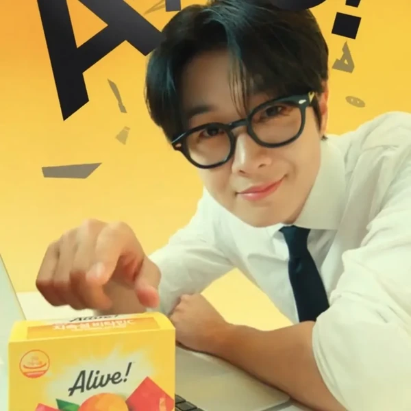 The most loved look of Choi Wooshik today