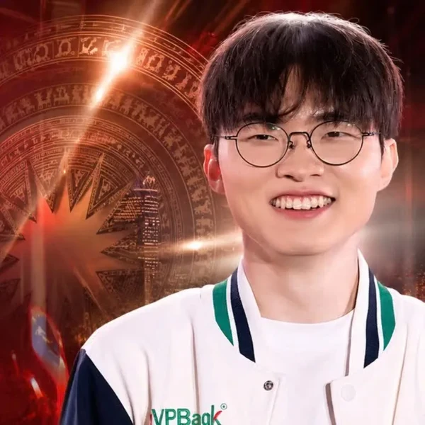 Today’s standout profile photo of Faker on Choeaedol Celeb