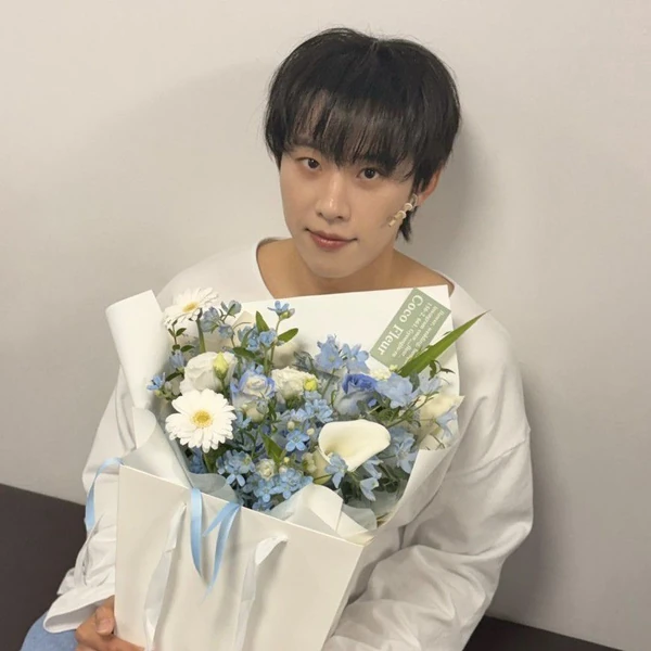 The most loved look of Kim Sungcheol today