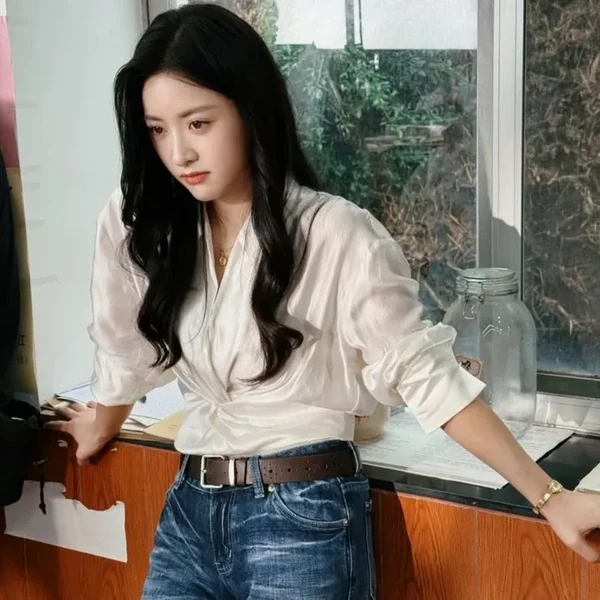 The most loved look of Shen Yue today