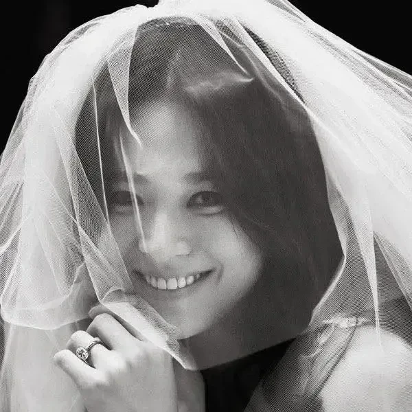 The most loved look of Song Hyekyo today