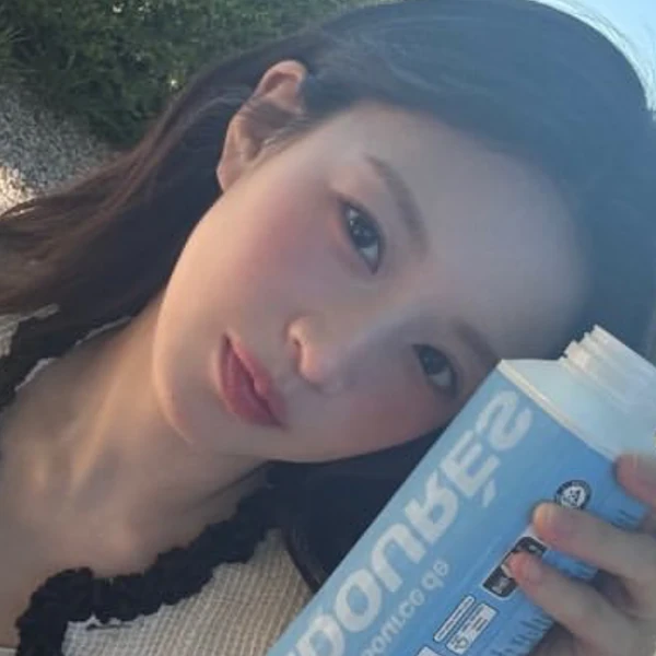 Popular photo full of fans’ love for Go Younjung