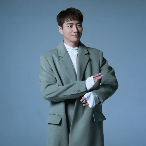 Popular photo full of fans’ love for Lee Joonhyuk