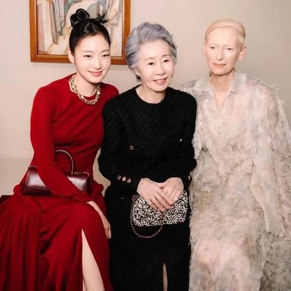 오늘 가장 사랑받은 김고은의 모습