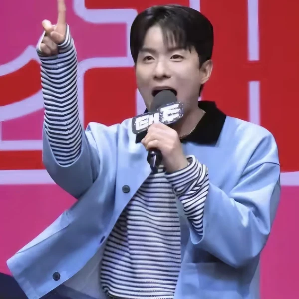The most loved look of Na Taejoo today
