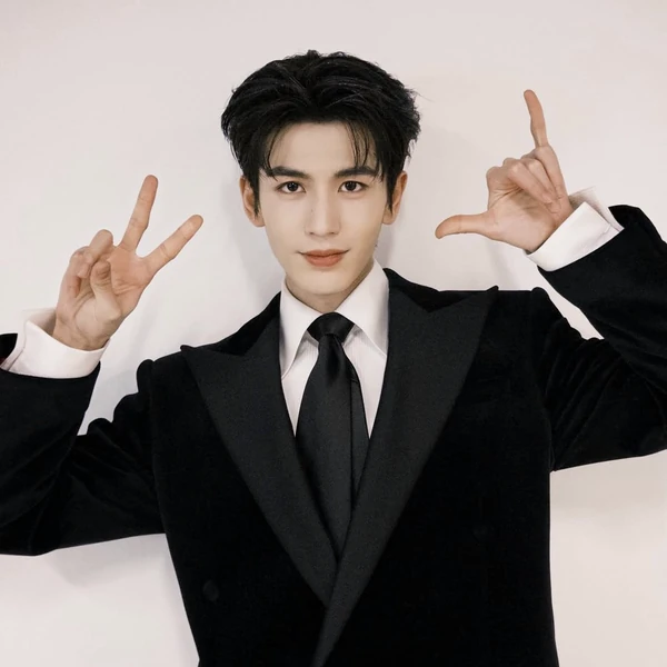 Top moment of Zhang Linghe chosen by fans