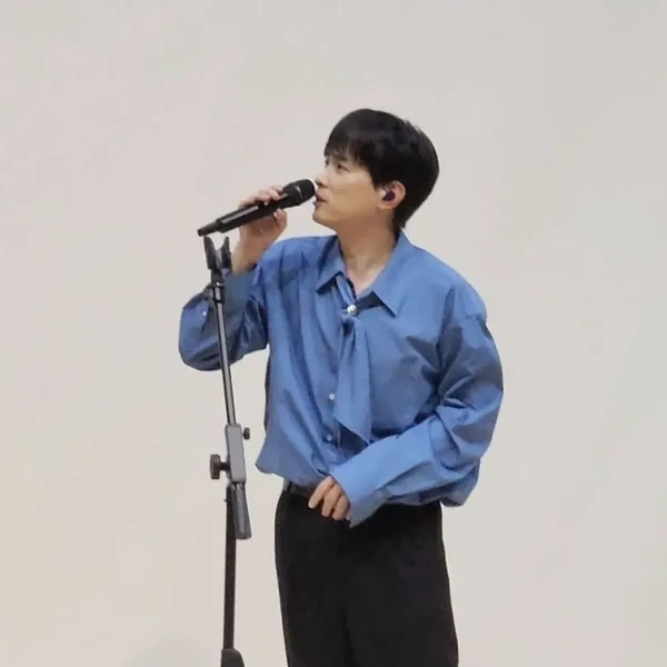 오늘 가장 사랑받은 민경훈의 모습