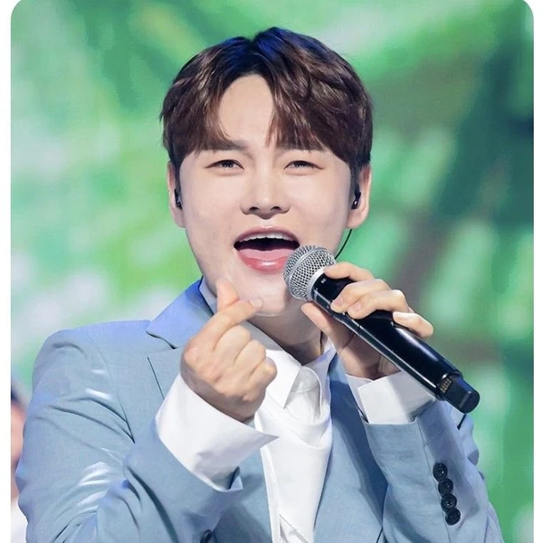 박서진 팬심 가득한 인기 사진