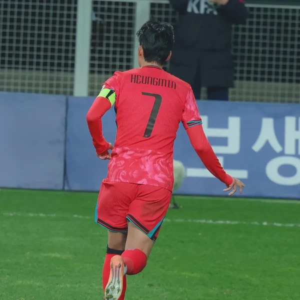 Top moment of Son Heungmin chosen by fans