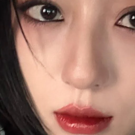 Popular photo full of fans’ love for Kang Minah