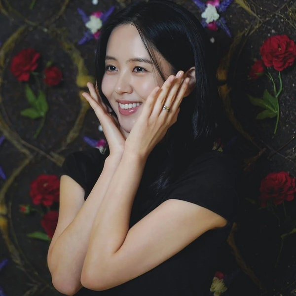 The most loved look of Kim Sohyun today