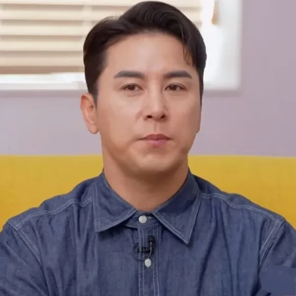 Foto populer Jang Minho yang penuh cinta dari penggemar