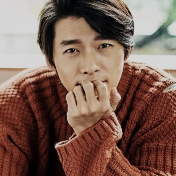 The most loved look of Hyun Bin today