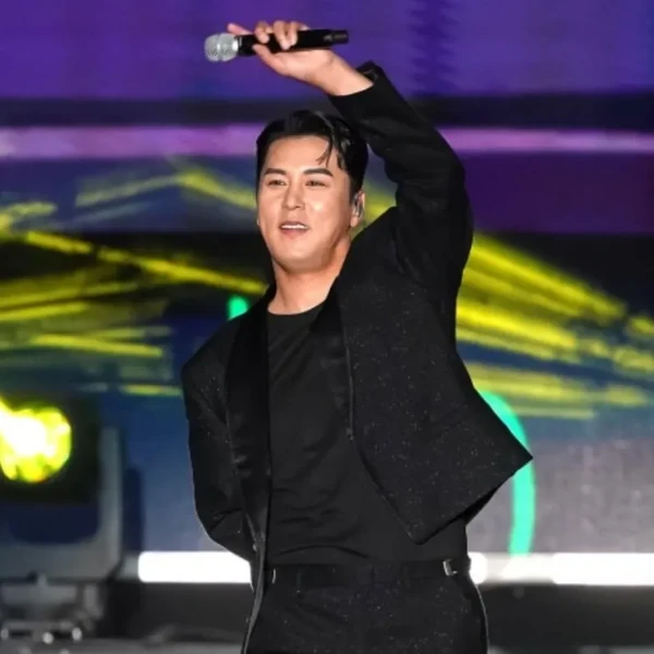 Penampilan Jang Minho yang paling disukai hari ini