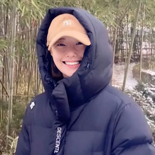 Penampilan Moon Chaewon yang paling disukai hari ini