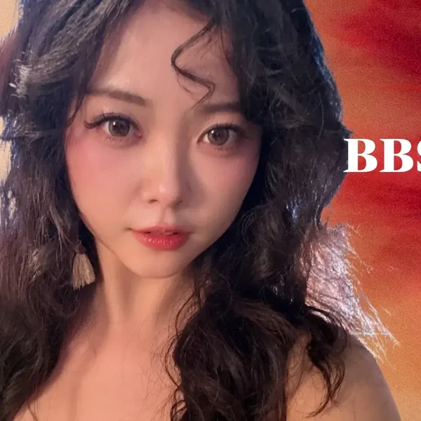 Popular photo full of fans’ love for YOYOMI