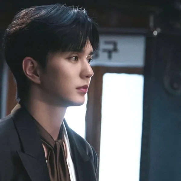 Top moment of Yoo Seungho chosen by fans