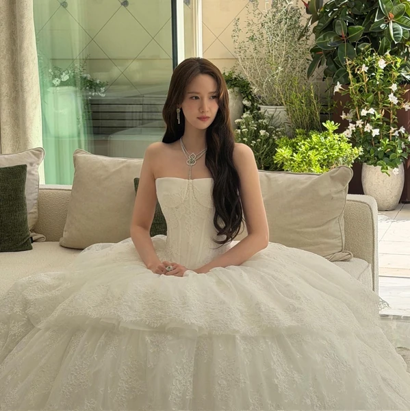 The most loved look of Yoona today