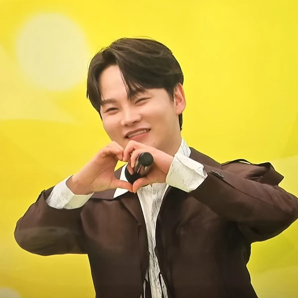박서진 팬심 가득한 인기 사진