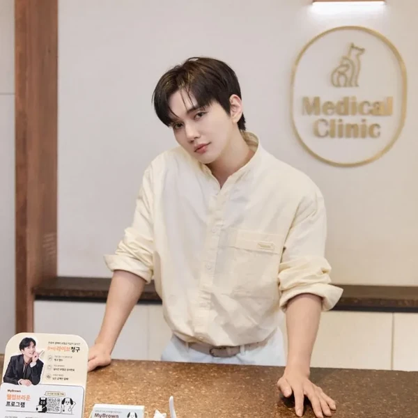 The most loved look of Yoo Seungho today