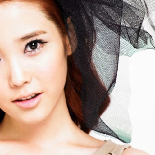 Foto populer IU yang penuh cinta dari penggemar