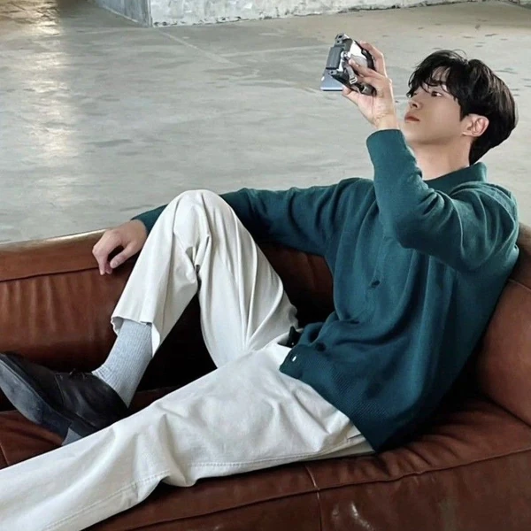Foto populer Rowoon yang penuh cinta dari penggemar
