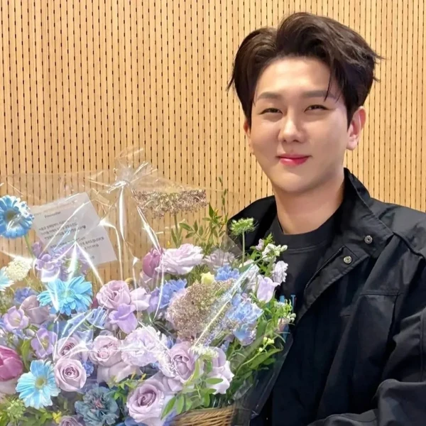 오늘 가장 사랑받은 김수찬의 모습