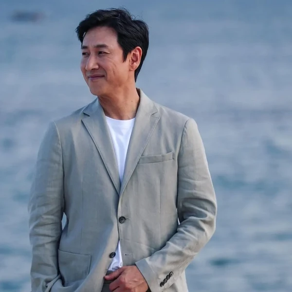 이선균 팬심 가득한 인기 사진