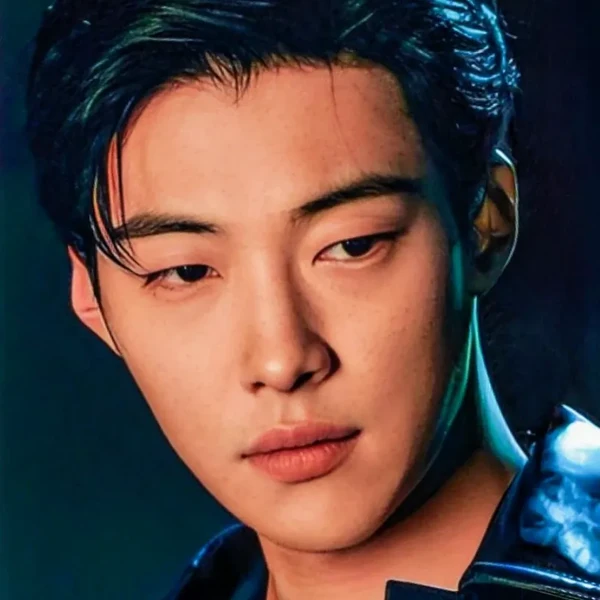 The most loved look of Woo Dohwan today
