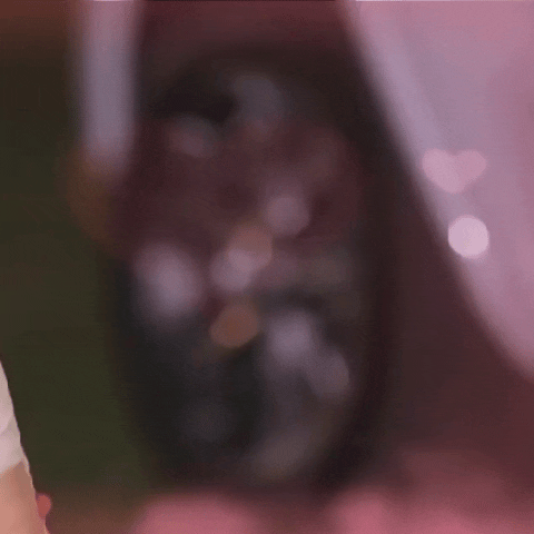Popular photo full of fans’ love for Jang Nara