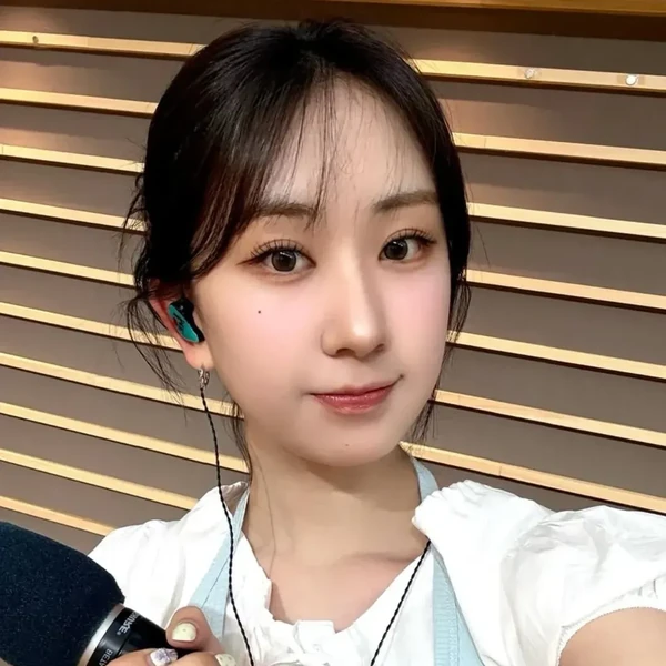 Penampilan Jeon Yujin yang paling disukai hari ini