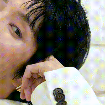 Popular photo full of fans’ love for Lee Joongi