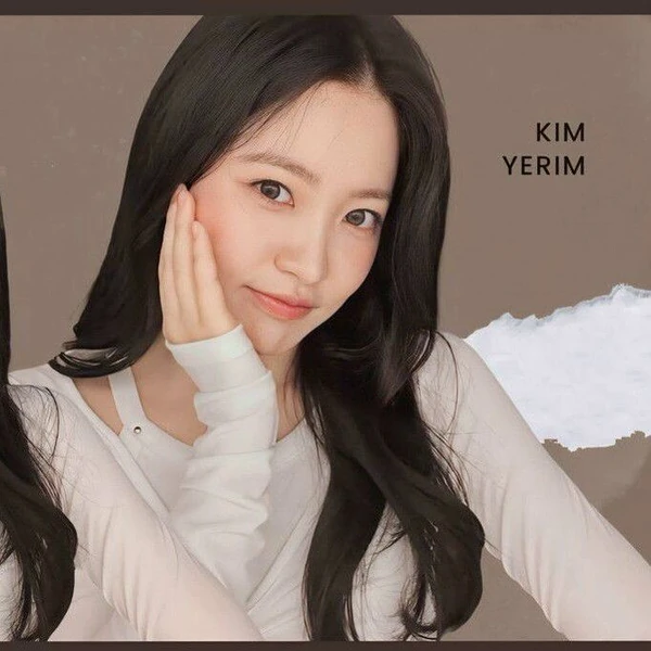 Popular photo full of fans’ love for Yeri (1999)