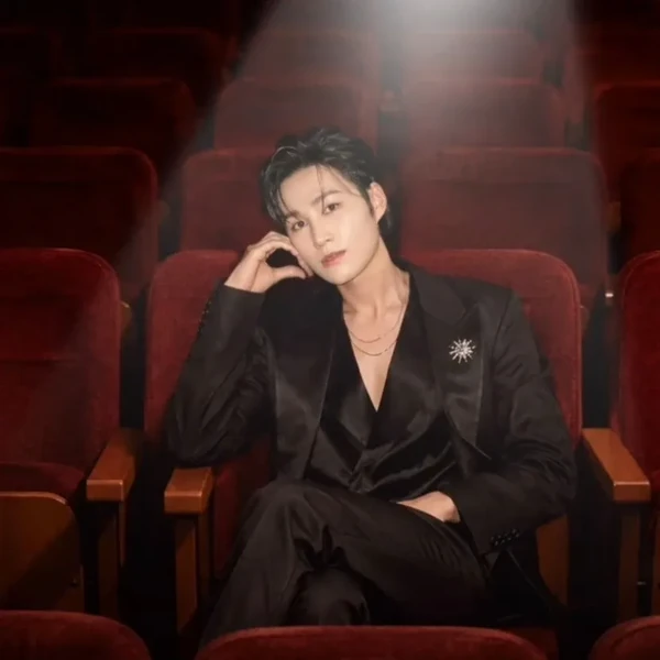 The most loved look of Kim Heejae today